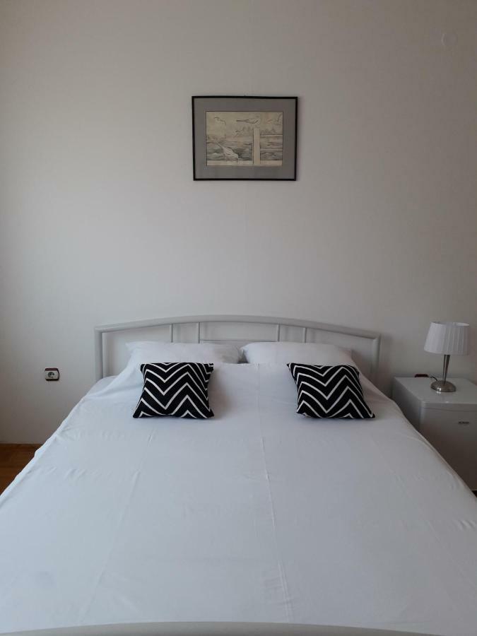 Apartman Dunja Ns 2 Novi Sad Exterior photo
