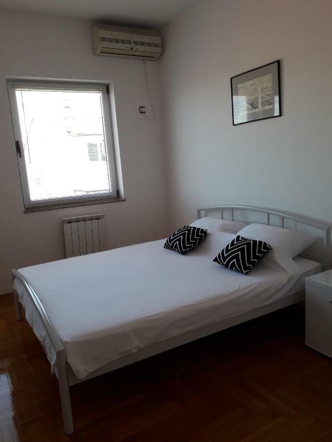 Apartman Dunja Ns 2 Novi Sad Exterior photo